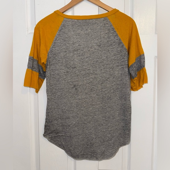 Disney Lion King Hakuna Matata Graphic Raglan Tee Women’s Medium Vintage - Picture 3 of 3